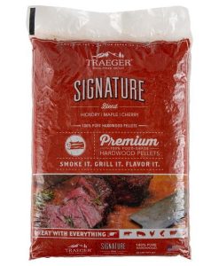 Traeger 20 lb.Signature Blend Wood Pellets