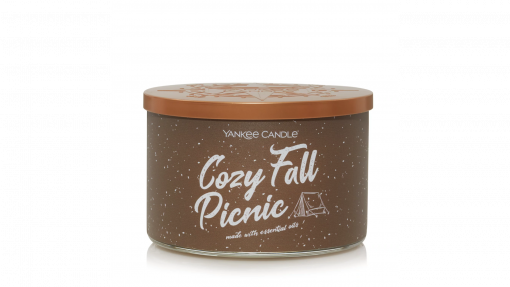 cozy fall picnic yankee candle