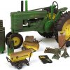 Tomy John Deere Model A Barn Finds 1/16 Scale